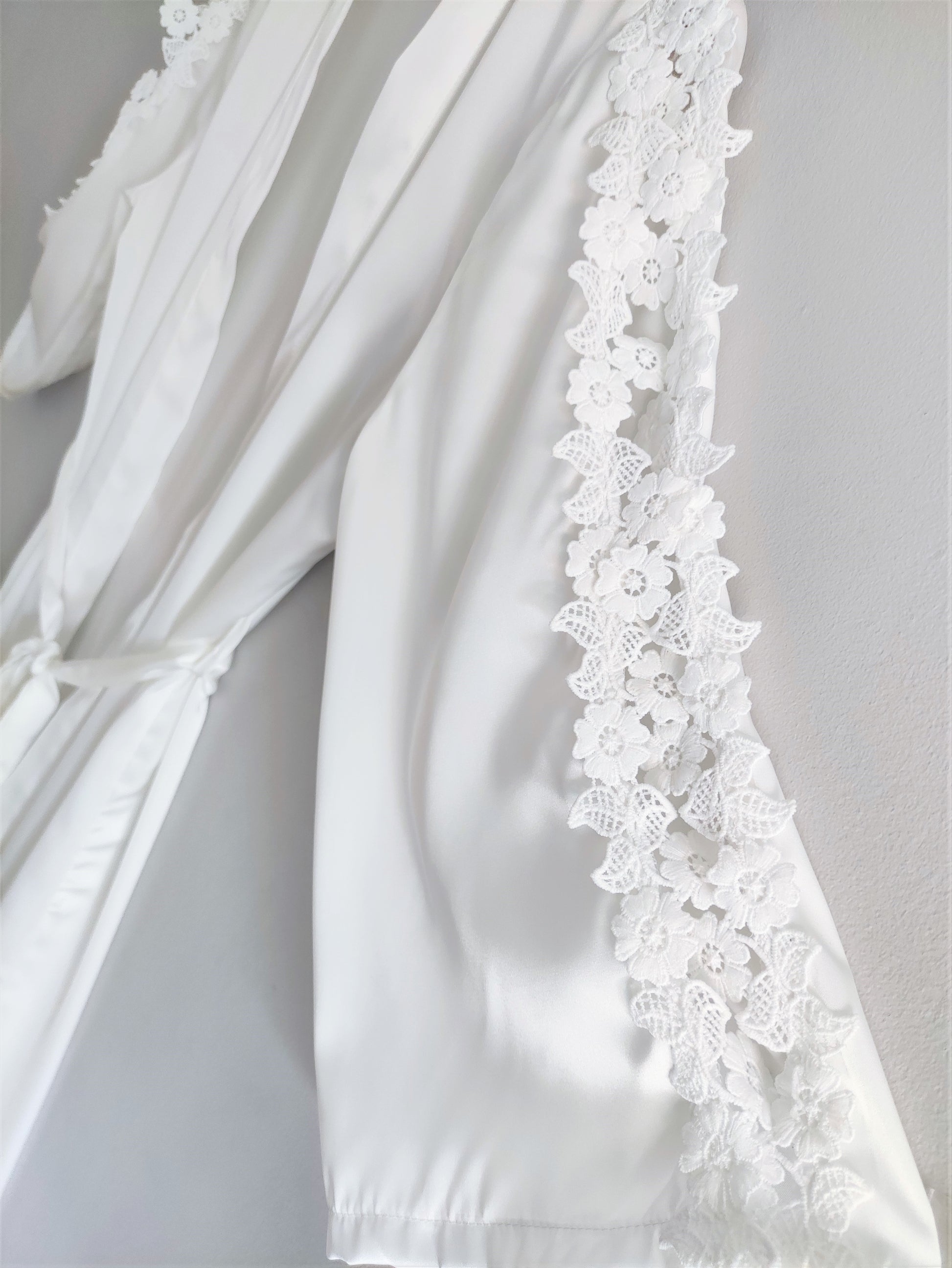 Pijamas de seda satén para mujer, bata kimono y/o vestido camisón de color liso sólido.