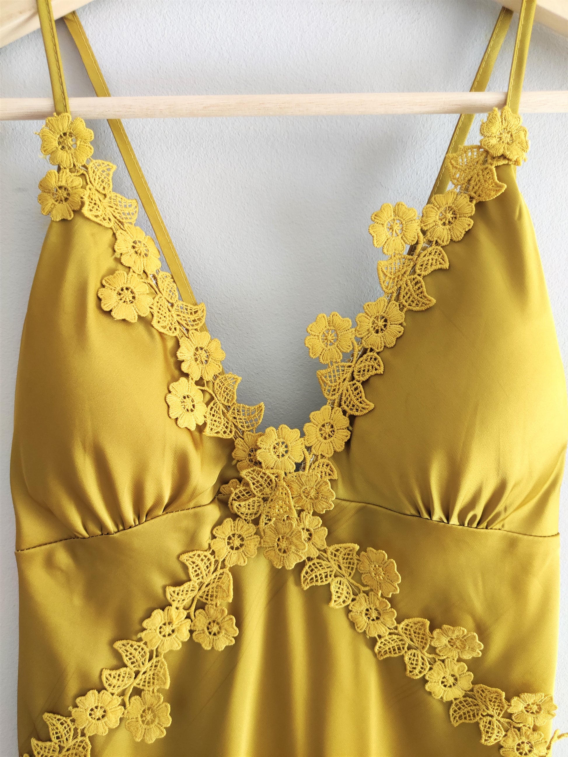 Pijamas de seda satén para mujer, bata kimono y/o vestido camisón de color liso sólido.
