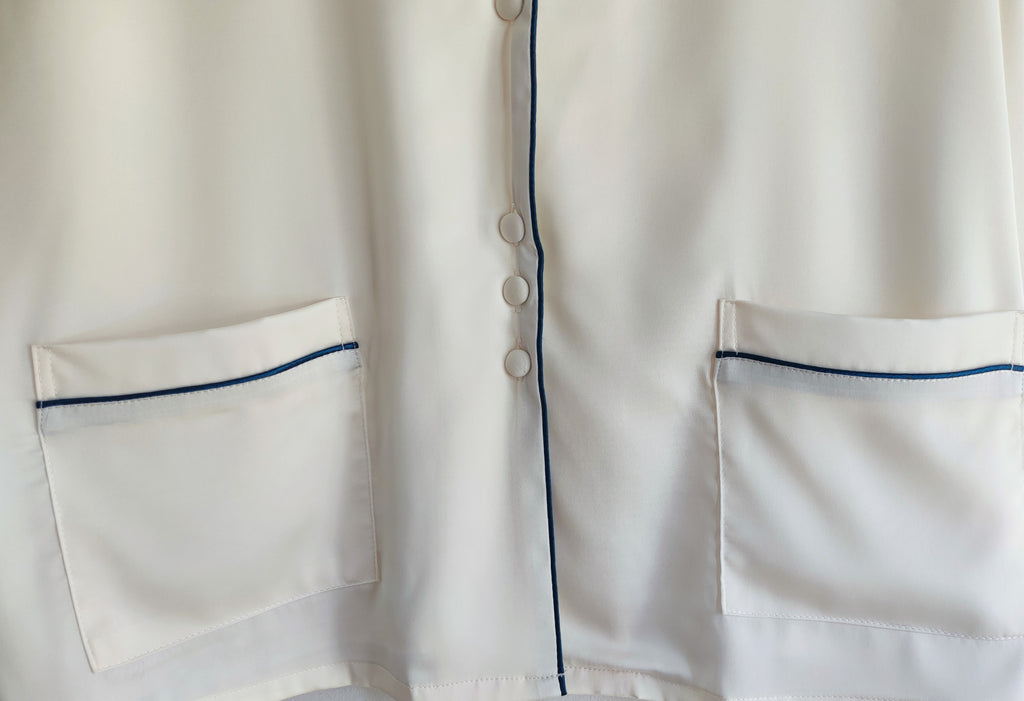 Laura in - Conjunto de Pijamas de Seda Satén para Mujer 2 piezas Camiseta Abotonada con Bolsillos y Pantalones con Encaje