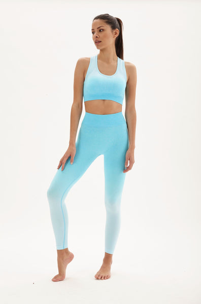 Laura in - Conjunto de ropa deportiva para mujer sin costuras de color liso degradado, top fitness y pantalones de push up para yoga y gym.