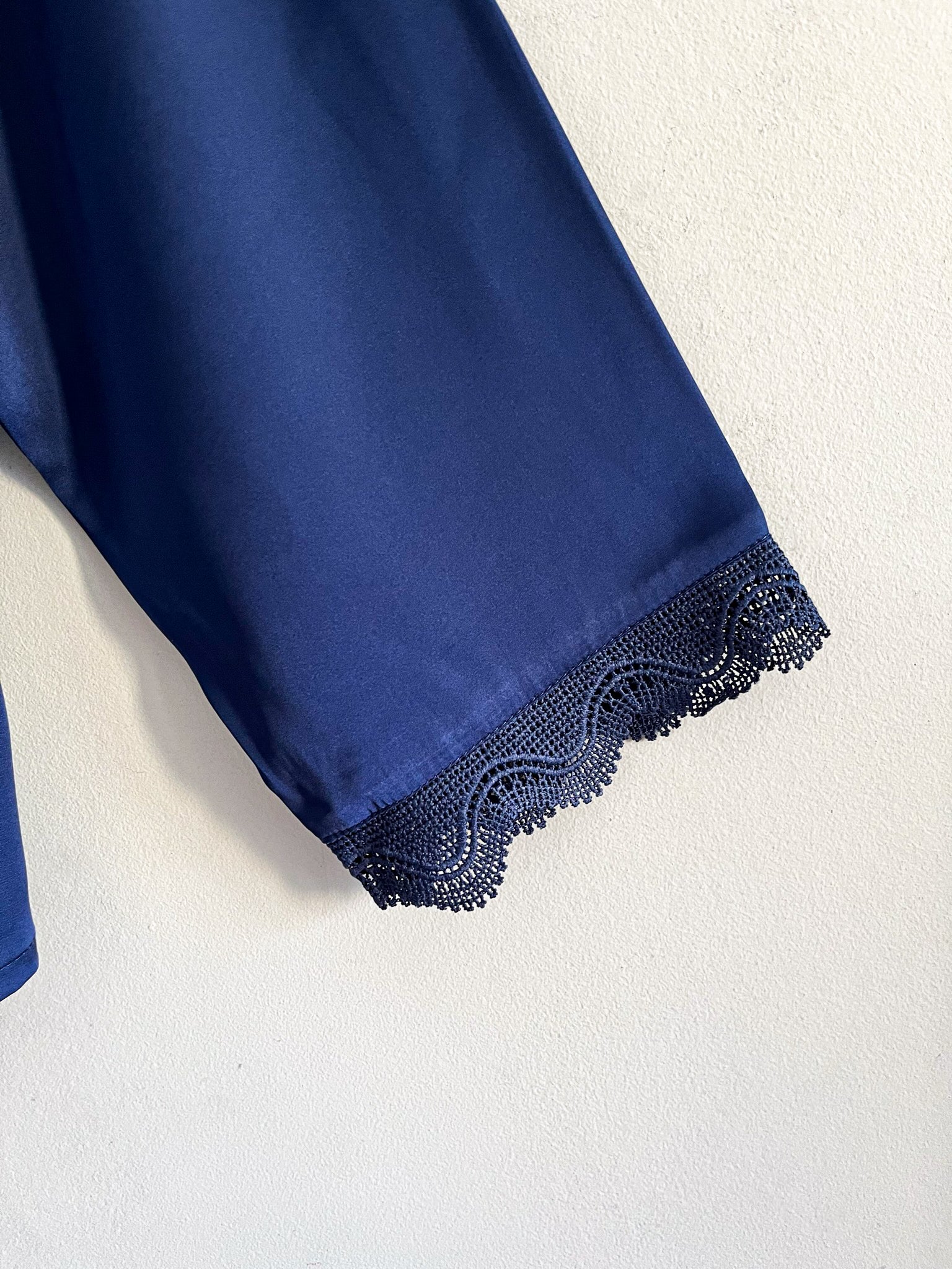Conjunto de pijamas de seda satén para mujer con encaje floral